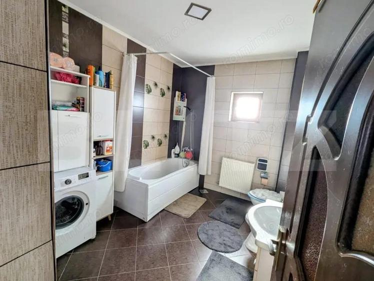 Casa spatioasa cu mansarda, 190 mp utili, teren generos - 7