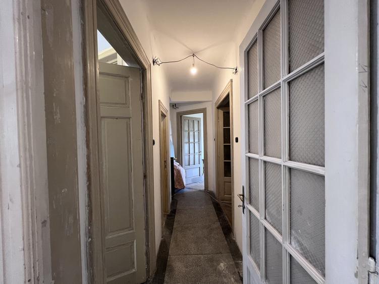 Apartament 3 camere semidecomandat. Palatul Agricola-Fonciera. - 14