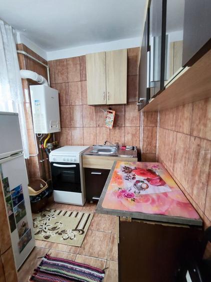 Inchiriez garsoniera confort 1 - 3