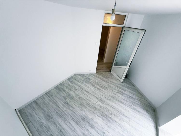 Apartament 3 camere Decomandat - Nicolina - prima statie dupa Podul Ros - proasp - 6