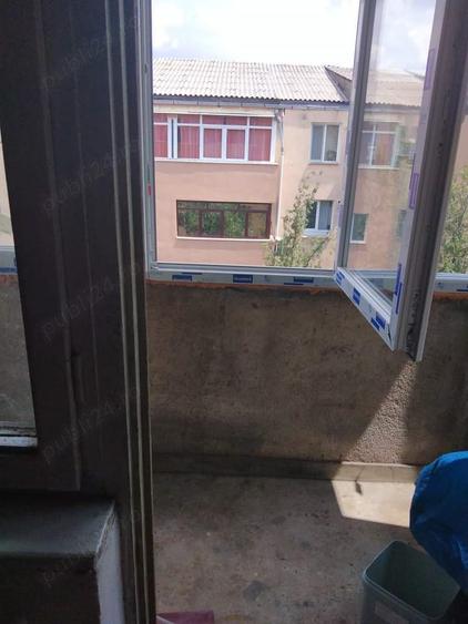 vanzare apartament 4 camere - 1