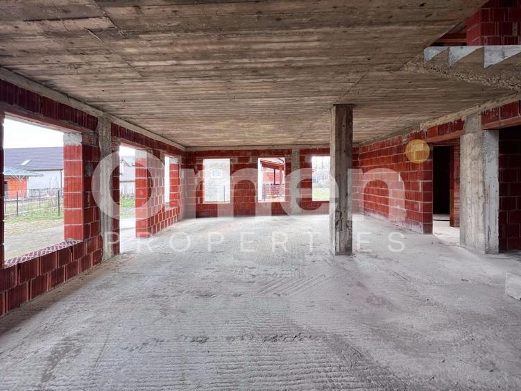 Casa P+M la rosu | 204 mp | 5 ari teren | compartimentare excelenta | Satulung. - 6