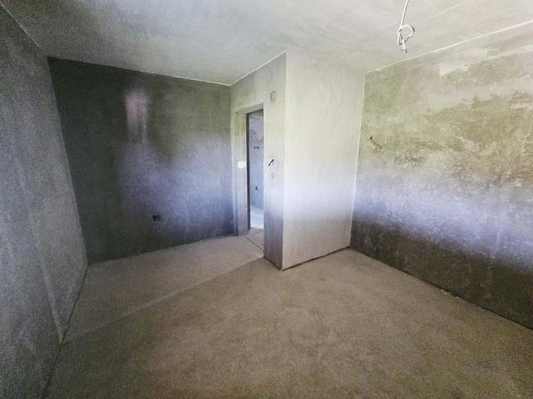 Vilă luminoasă, 4 camere, cu teren generos – Com. Plopu - 54