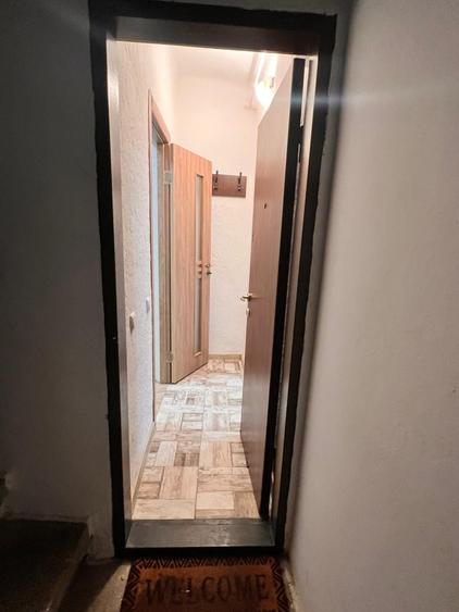 Garsoniera  Piata Domeni  Av Ion Marasecu - 17