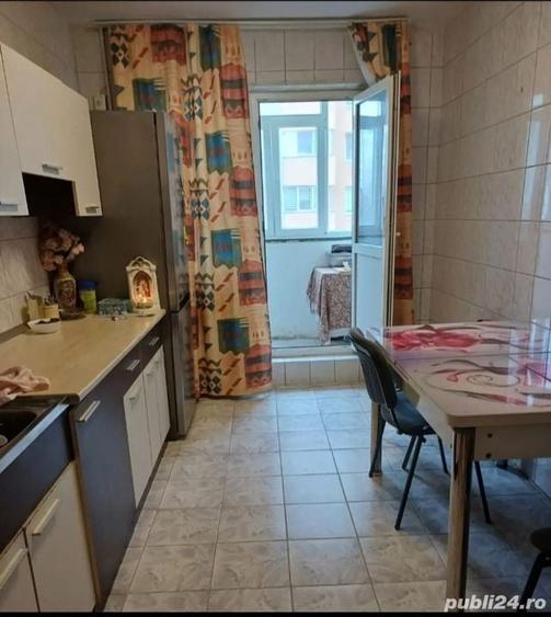 De vanzare apartament 4 camere, 87mp, Rahova - 1
