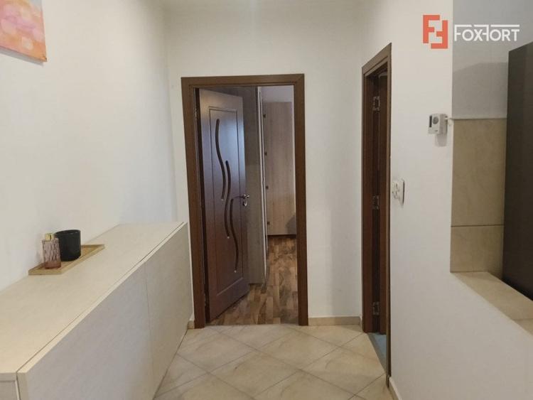 Apartament 3 camere semidecomandat, zona Soarelui - 5