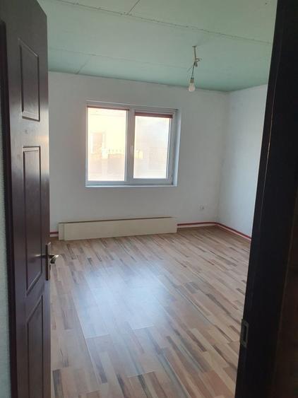 Casă cu 3 camere în Aghireșu