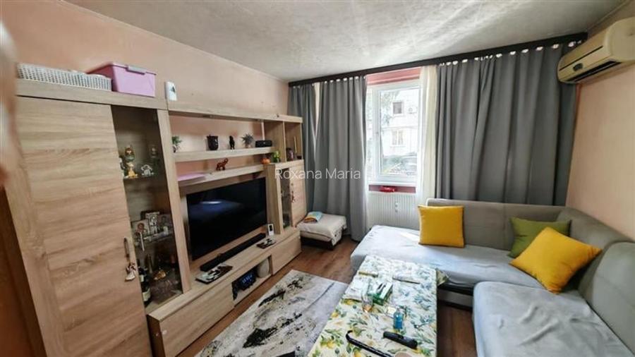 Apartament 3 camere Izvorul Muresului