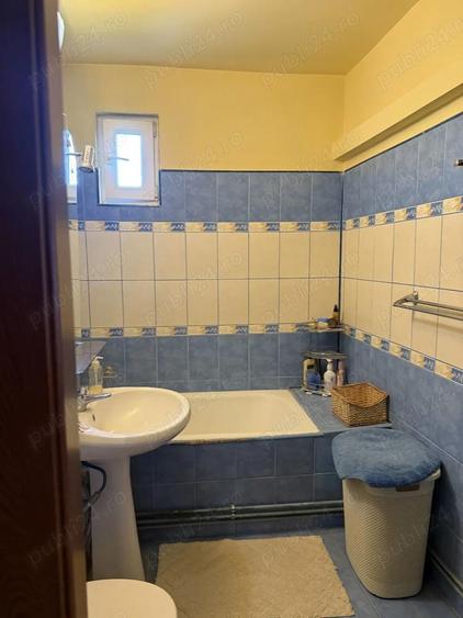 Apartament 4 camere, 2 balcoane, 2 grupuri sanitare - 1