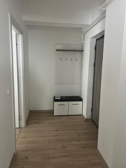 2 camere decomandat  mobilat , utilat , bloc nou, loc parcare inclus, 2 balcoane - 8