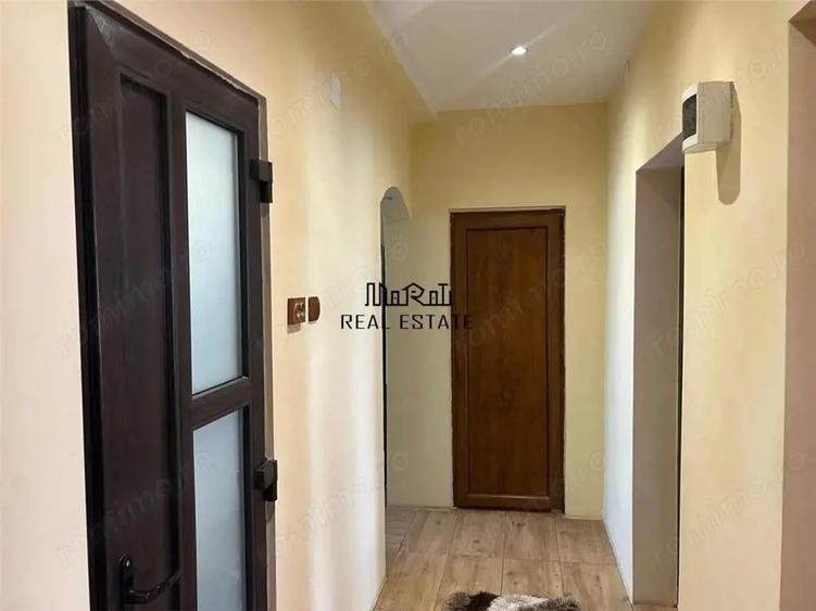 Apartament 2 camere Brad - 16