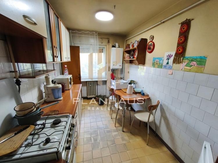 Apartament 3 camere – 95 mp, zona centrală, Casa de Cultură, ,etaj 3 - 5