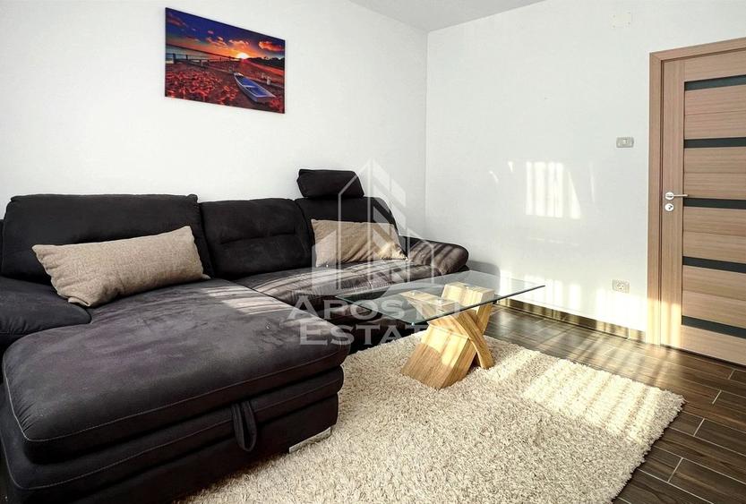 Apartament 2 camere, semidecomandat  zona Micalaca - 2