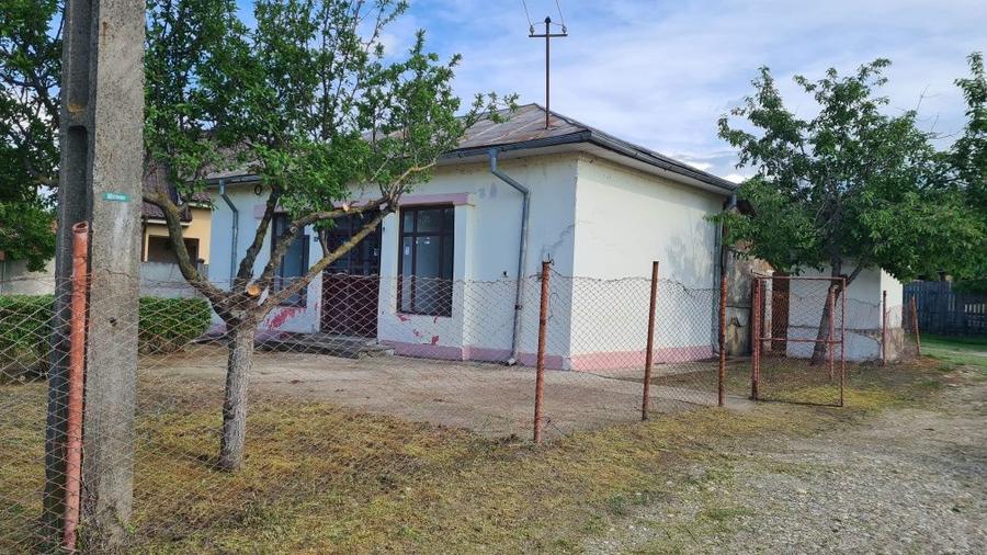 Vand spatiu magazin - 7