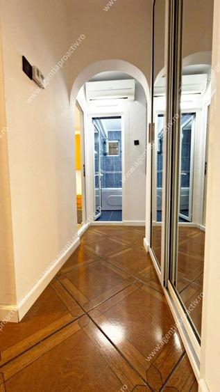 Apartament cu 2 camere, situat la etajul 1, in Micro 20. - 6