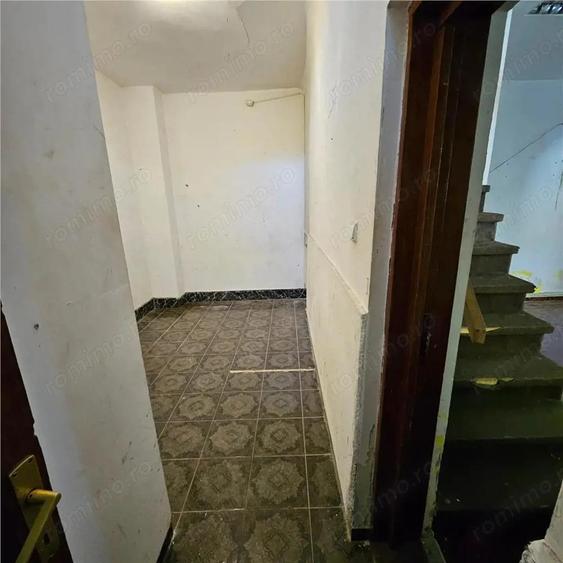 Doua case vecine, cu vad, in Bucure #537;ti, Tineretului, Parcul Carol - 4