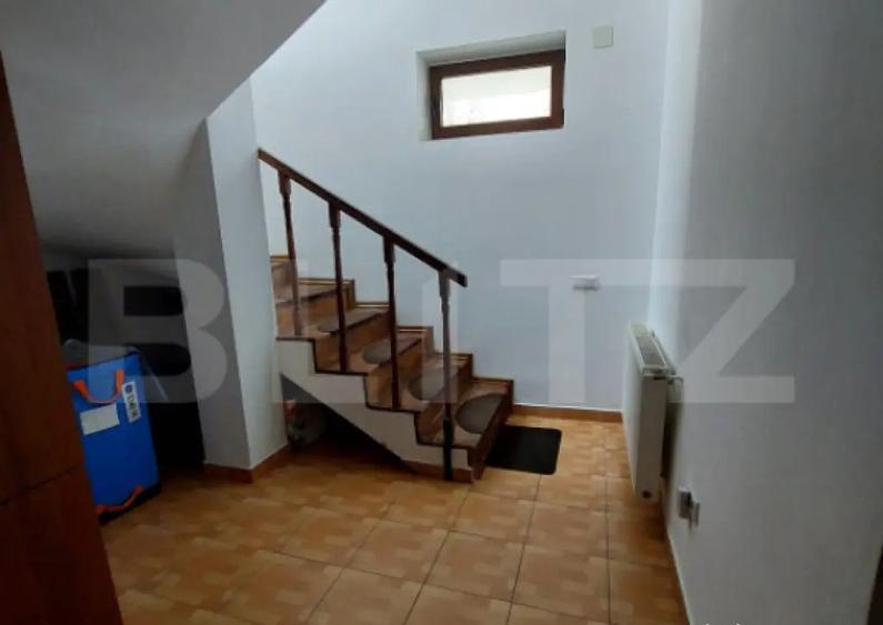 Casa/Spatiu Comercial, 620 mp, pe 3 nivele: demisol, parter, - 17