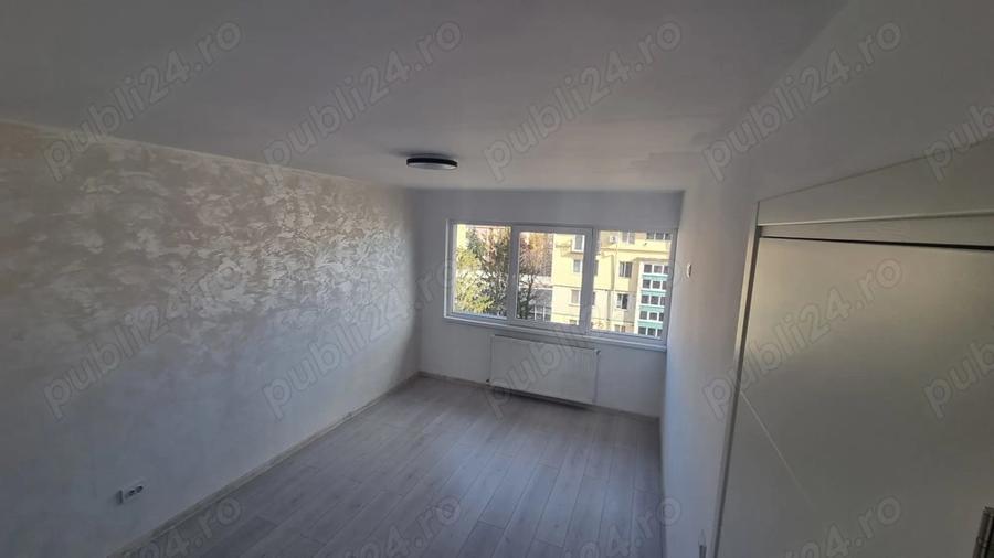 Apartament 3 camere de vanzare - 1