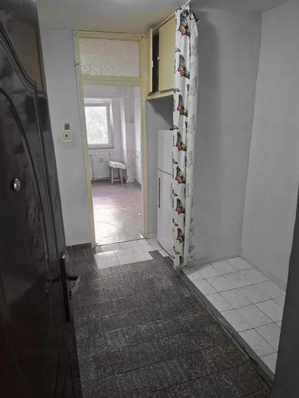 Titan Metrou Parc Decomandat Etaj 5/8 ,Bl 1986 ,Reabilitat SPATIOASA - 7