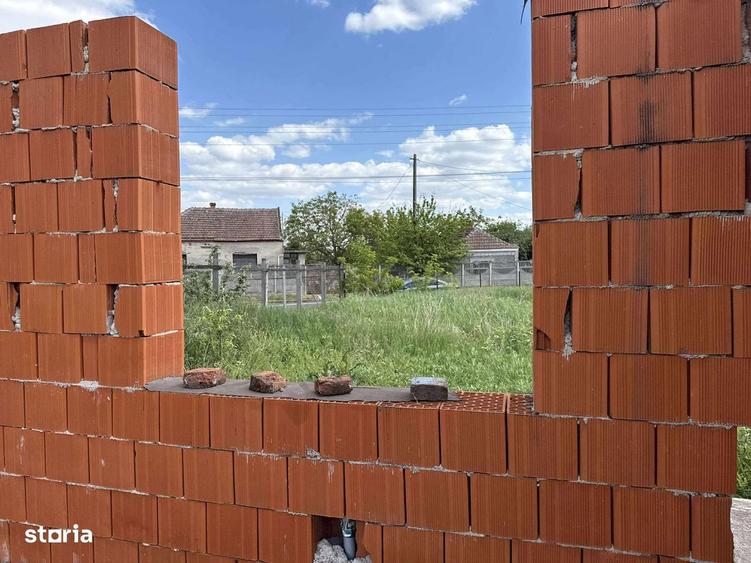 Teren 1907mp, ingradit,40ml frontm cu proiect casa Parter sat Les - 9