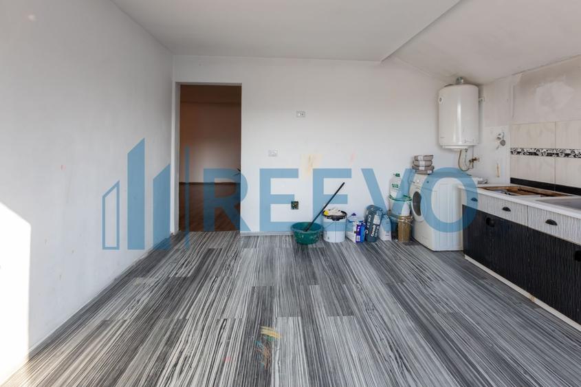 Proprietate cu casa si spatiu comercial+teren 4060 mp Bahna - 35