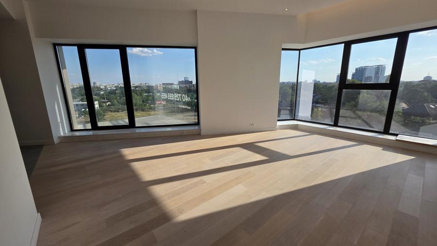 3 camere The ONE - 1