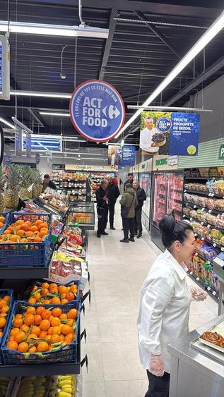 Piata Slobozia, sp. com CARREFOUR DE VANZARE - 8