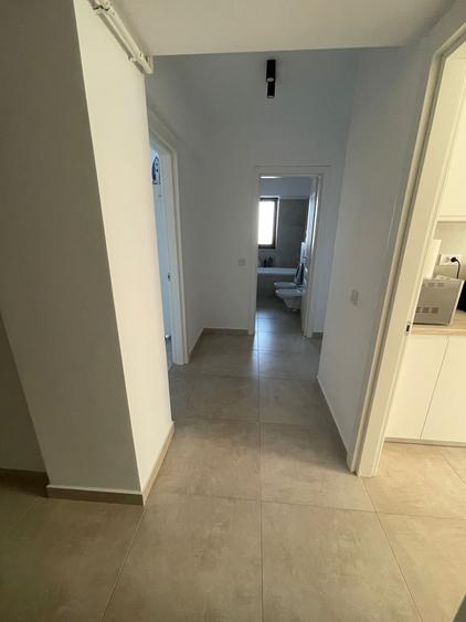 3 CD  mobilat si utilat Soseaua Voinesti  cu loc de parcare inclus - 8