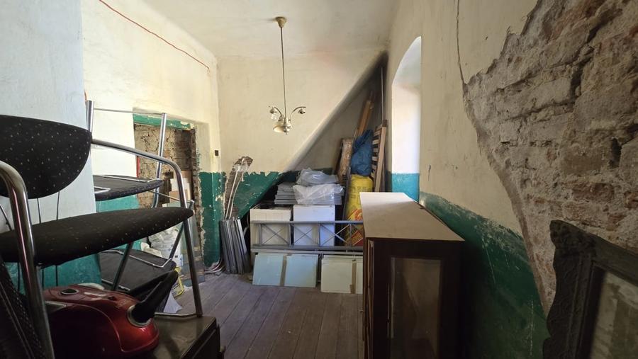 Garsoniera 52 mp si pod mansardabil de vanzare strada 9 mai - 3