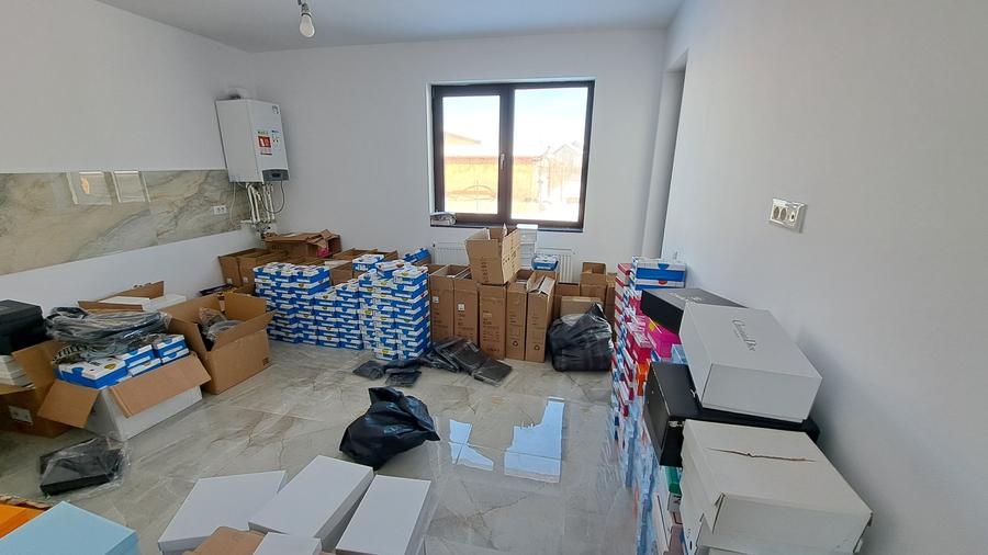 VILA SUPERBA CU 5 CAMERE  IN COMPLEX REZIDENTIAL CU CIRCUTI INCHIS - 20