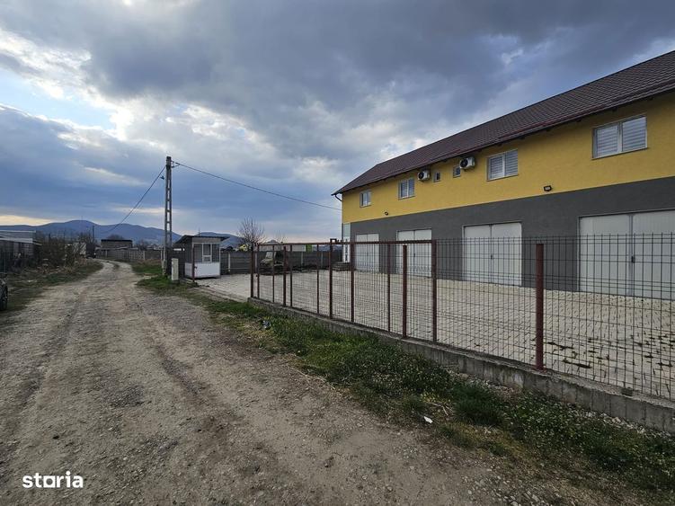 Spațiu comercial, de 516 mp, în Sântuhalm