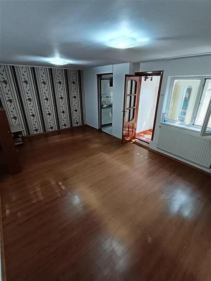 Casa 5 camere Pretabila 2 Familii, teren 176 mp, Bld Dorobantilor - 12