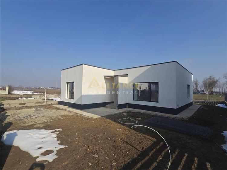 3 CAMERE 2 BĂI - COMUNA BERCENI, ILFOV - 130.000€ - 1