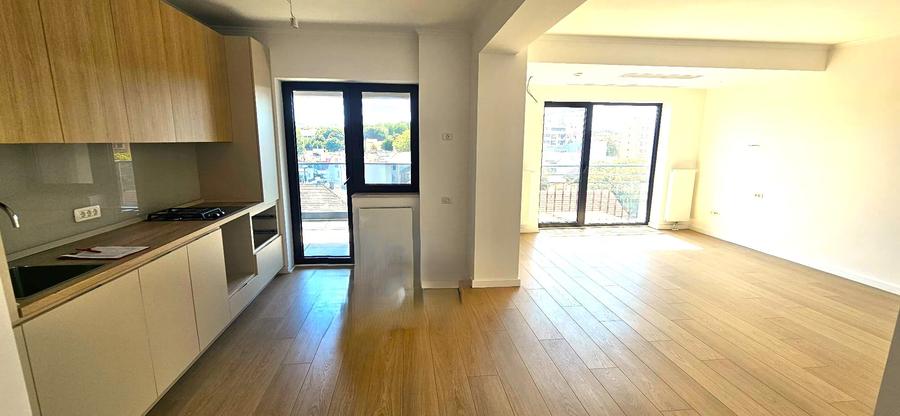Apartament nemobilat su.83mp. pt.Birouri sau de locuit- zona Trocadero - 2