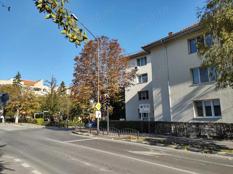 Oportunitate in inima ora?ului Ramnicu Valcea! apartament 2 camera +boxa la subsol Oportunitate in inima ora?ului Ramnicu Valcea! apartament 2 camera +boxa la subsol