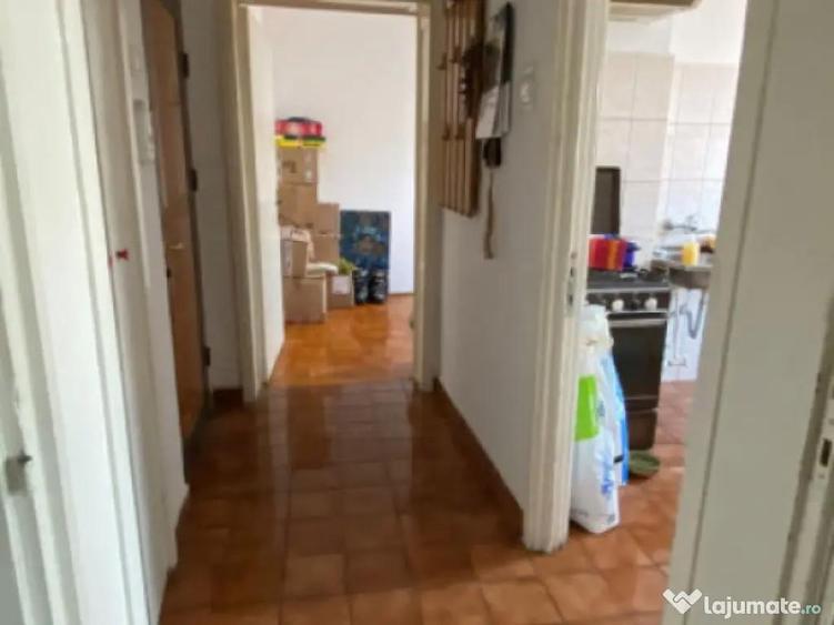 Apartament 3 camere, semidecomandat, et 4/4, Zona Democratie - 3