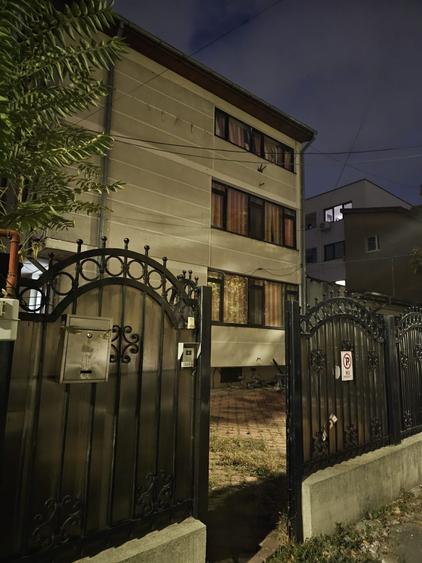 Casa Duplex în Zona Constantin Brâncoveanu - Alunișului - 1