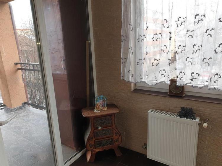 Vila 8 Camere si Curte  Spatiu Ideal pentru Familie Mare sau Investitie - 28