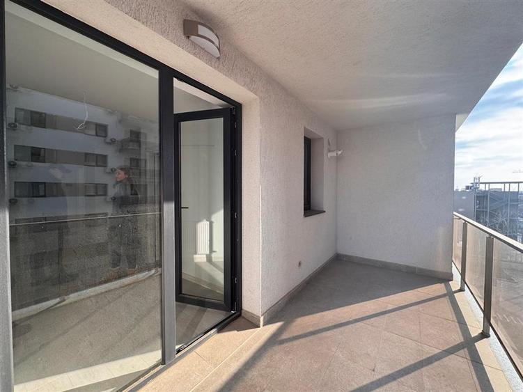 vanzare garsoniera | metrou Republica | complex rezidential nou | luxuriant | et - 7