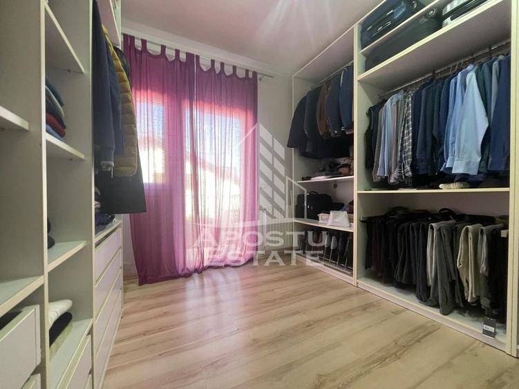 Vila cu terasa si piscina in Zadareni - 40