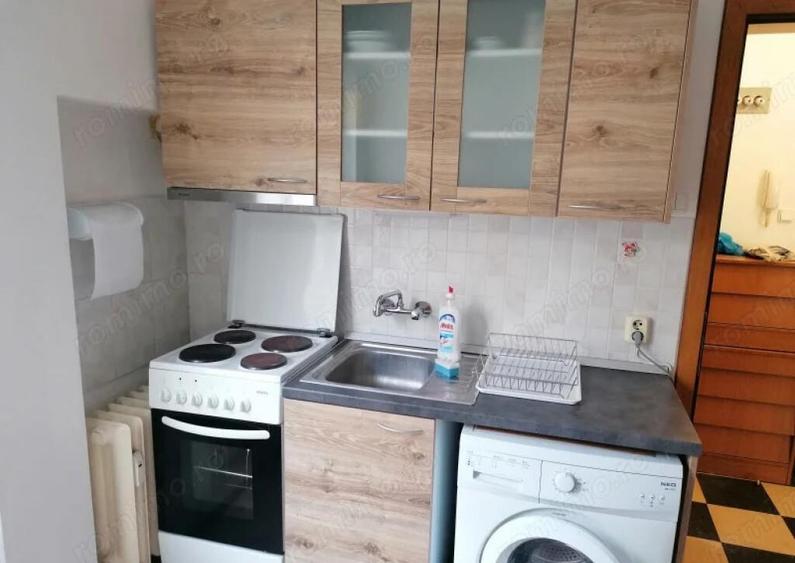 1 camera in zona Crisan - 2