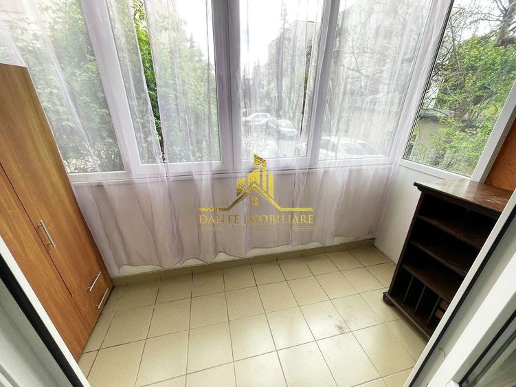 Apartament cu 3 camere semidecomandat, mobilat în Zorilor