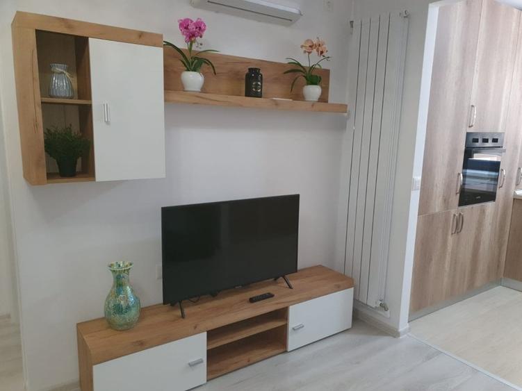 Apartament cu 2 camere semidecomandat, mobilat în Theodor Pallady