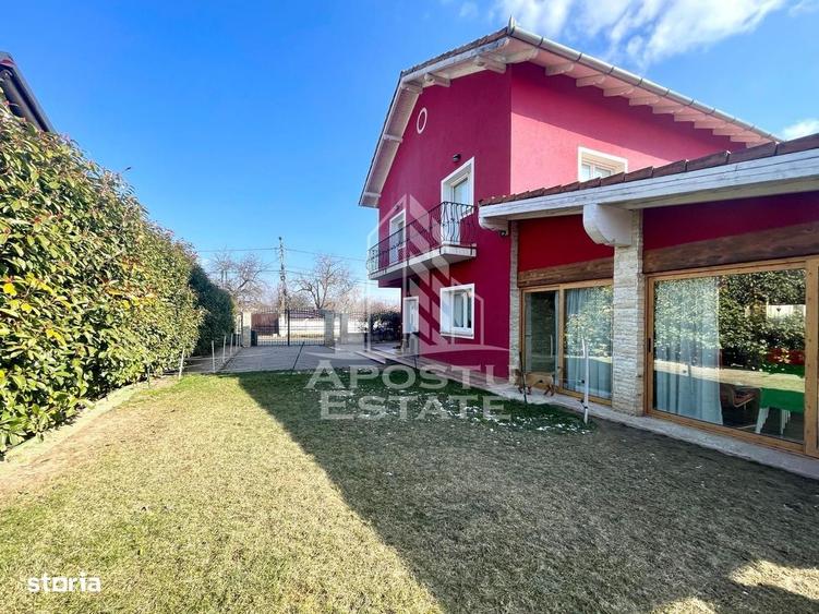 Casă cu 4 camere în Bodrogu Nou