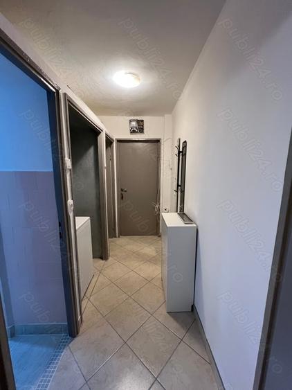 Apartament cu 2 camere semidecomandat în Aradul Nou