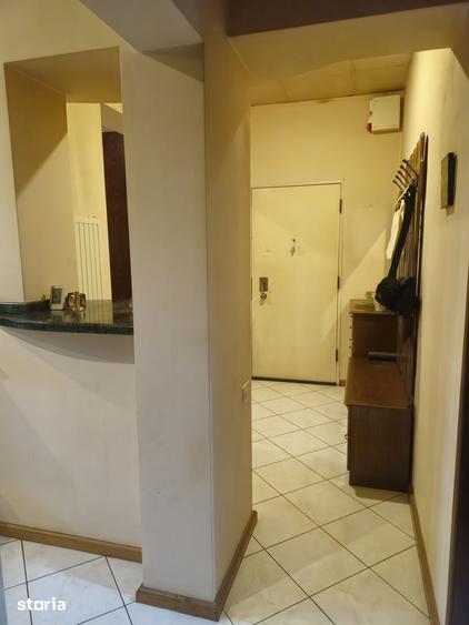 Apartament cu 2 camere semidecomandat în Obor
