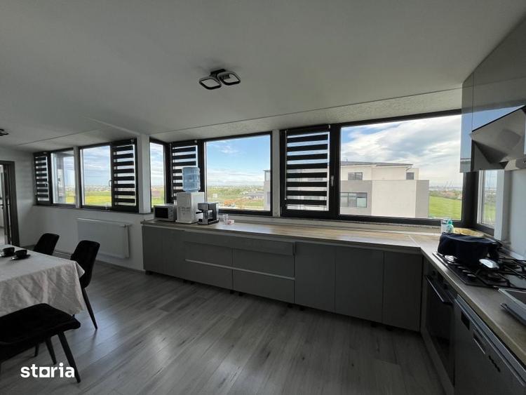 Apartament cu 3 camere decomandat în Agigea
