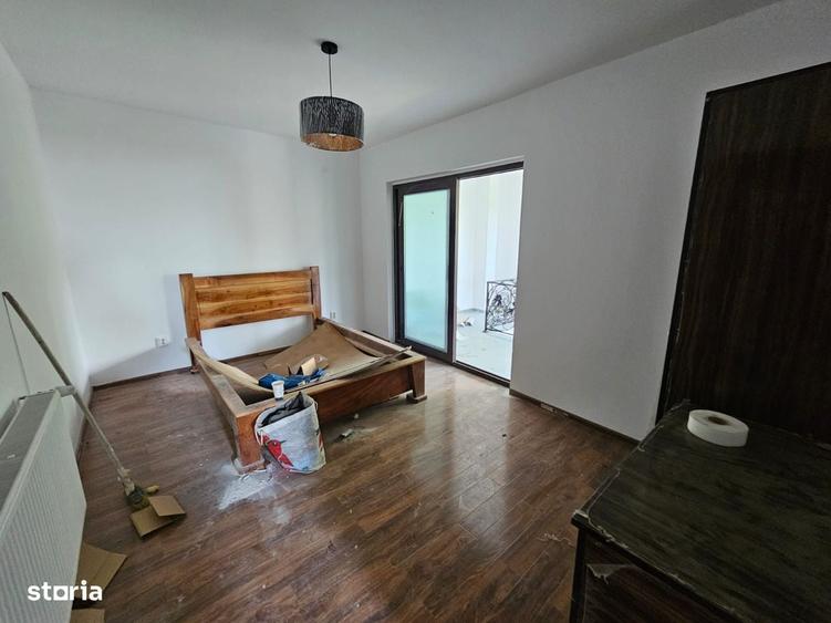 Casă cu 4 camere în Câmpulung Muscel