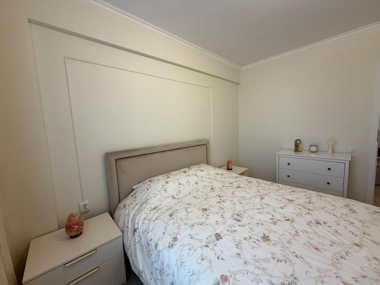 Apartament cu 3 camere semidecomandat, mobilat în Tunari