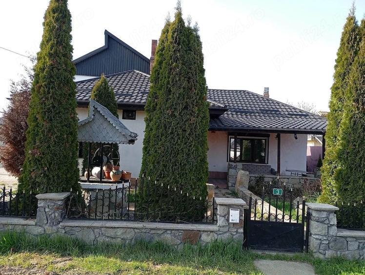 Casă cu 3 camere cu Teren 817 Mp în Central